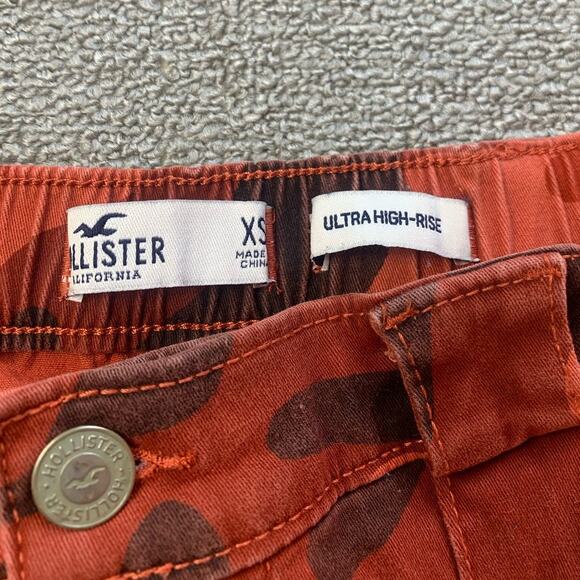 Hollister Ultra High Rise Camo Cargo Pant Joggers Red Size XS - Picture 4 of 9